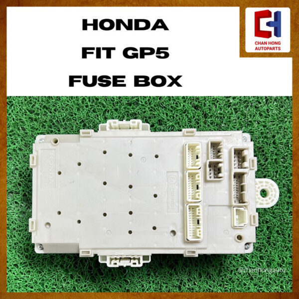 Honda Fit GP5 Fuse Box [747044320W][Original from Japan][Used] - Image 2