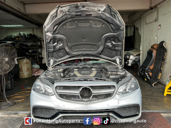 Mercedes-Benz E-Class E300 W212 Half Cut