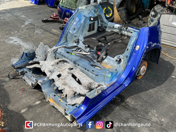 Volkswagen Golf MK7 R 2.0L Half Cut - Image 6