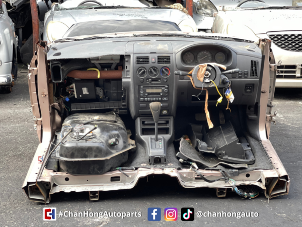 Daihatsu Storia M100A 1.0L Half Cut - Image 5