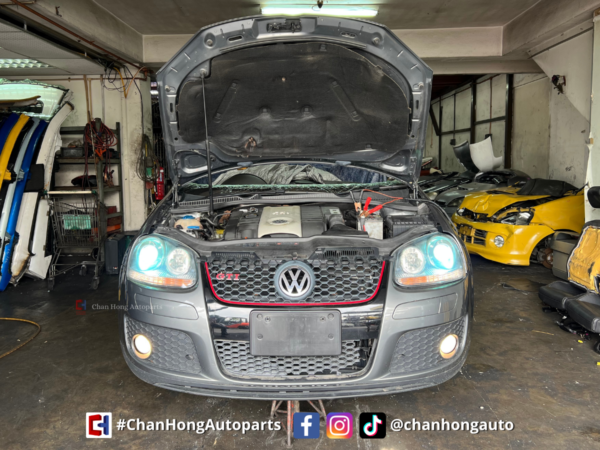 Volkswagen Golf MK5 GTI 2.0 Turbo M/T Half Cut