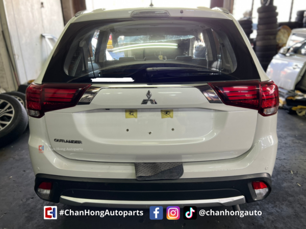 Mitsubishi Outlander 2016 Half Cut - Image 3