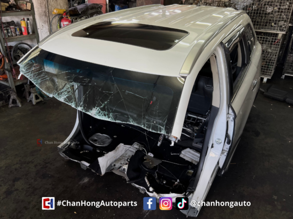Mitsubishi Outlander 2016 Half Cut - Image 13