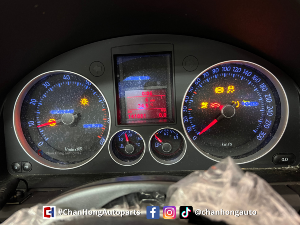 Volkswagen Golf MK5 GTI 2.0 Turbo M/T Half Cut - Image 3