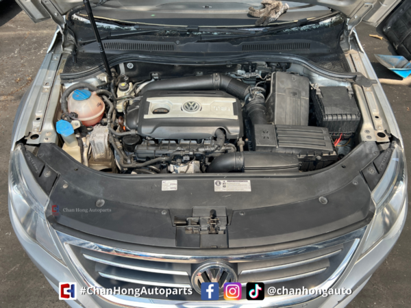 Volkswagen Passat CC CCZ EA888 Engine Half Cut - Image 2
