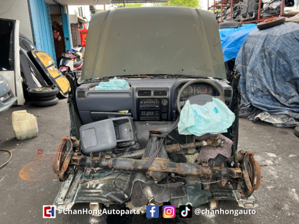 Toyota Prado KZJ95 1KZ 3.0L Half Cut - Image 4