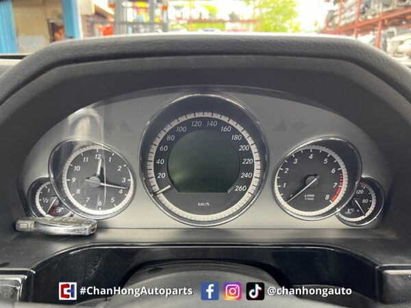 Mercedes-Benz E-Class W212 Half Cut (271860 Engine) - Image 3