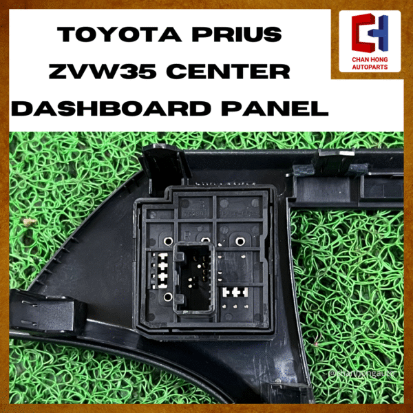 Toyota Prius ZVW35 Center Dashboard Panel [55474-47060][Original from Japan][Used] - Image 4