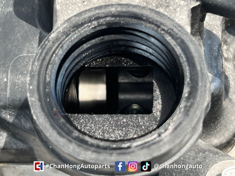 Nissan Juke MR16 Engine 1.6L Turbo - Image 4