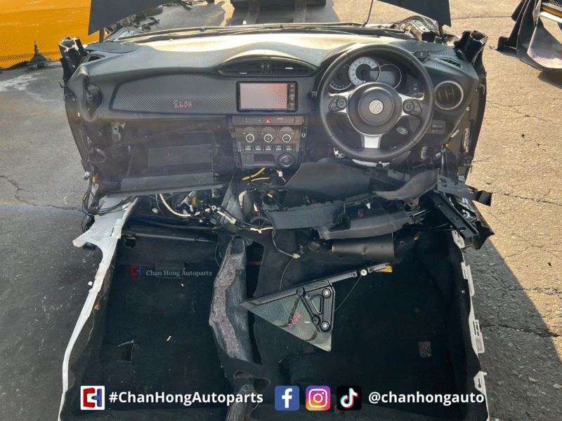 Toyota 86 2.0 GT Facelift FA20 Engine Half Cut - Image 4