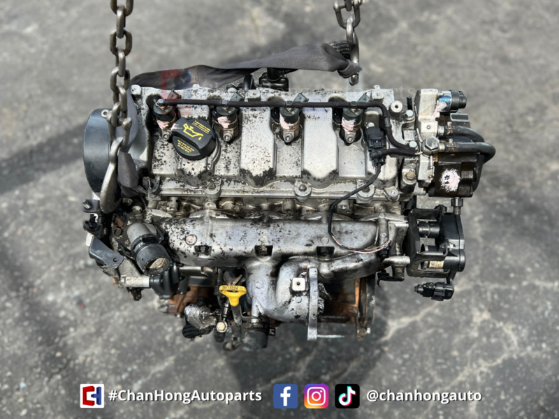 Hyundai Santa Fe D4EB 2.2L Engine - Image 5